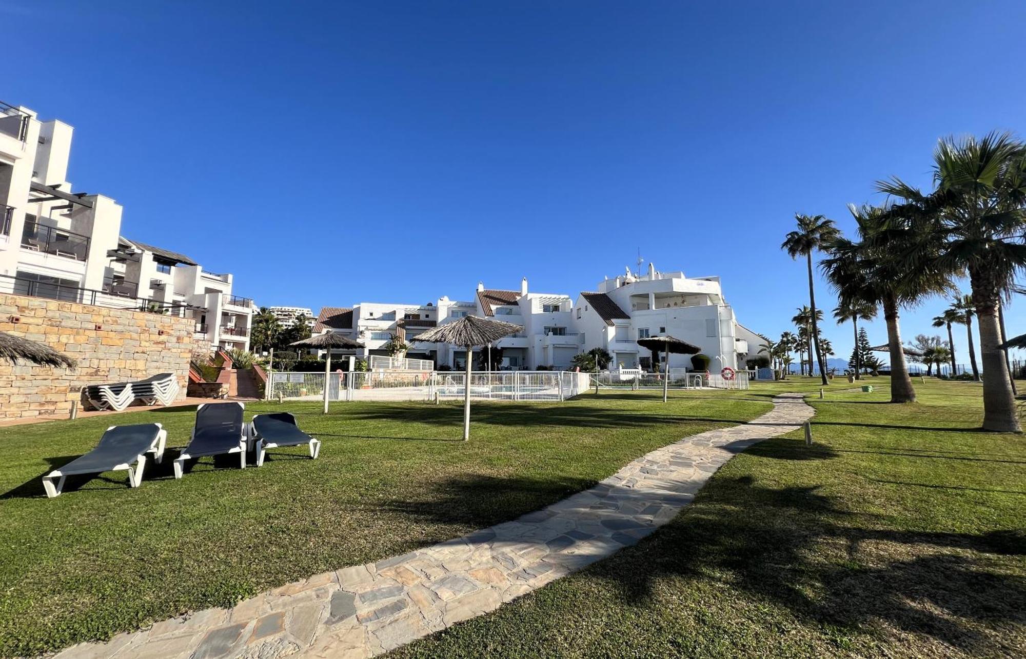 Sunrise Beach Front - Casares Del Mar エクステリア 写真