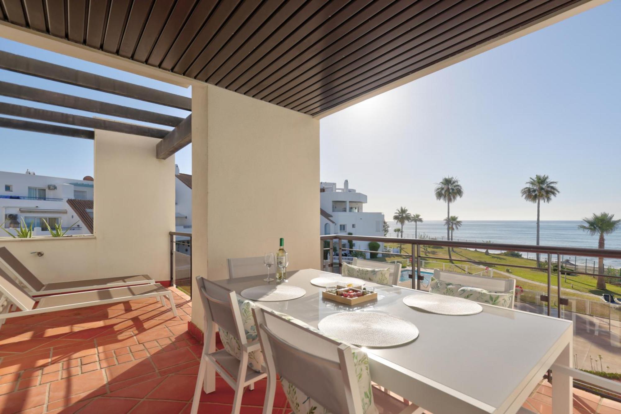 Sunrise Beach Front - Casares Del Mar エクステリア 写真