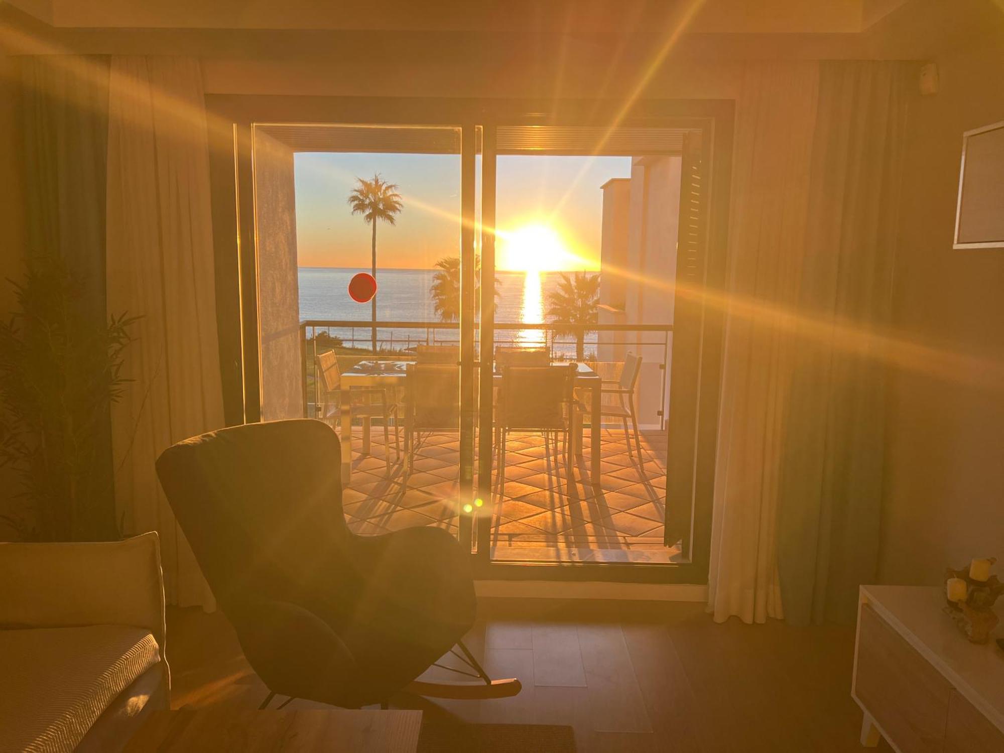 Sunrise Beach Front - Casares Del Mar エクステリア 写真